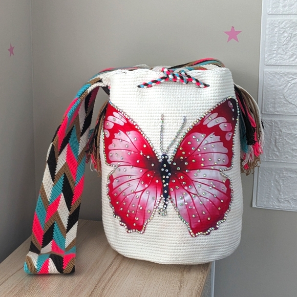 Wayuu Pink Butterfly Bag/ Handmade bag in cream color/ Size L. - Picture 3 of 9
